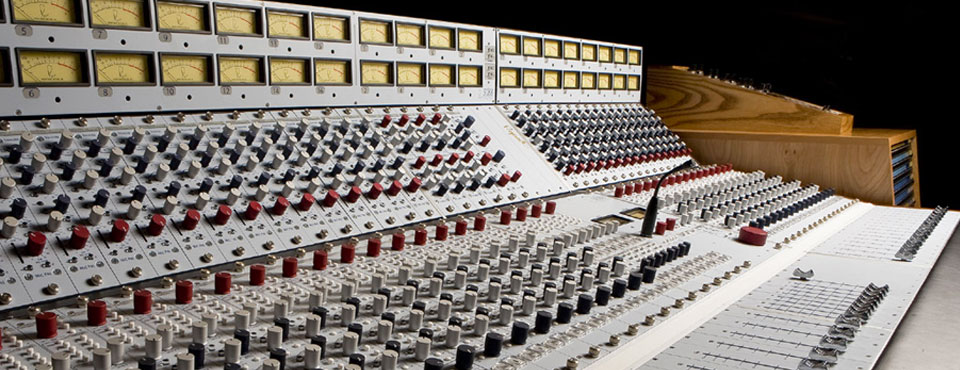 AT SOUNDPIT, WE PRESS ALL THE RIGHT BUTTONS...
